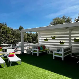 Palmasera Charming Bed & Breakfast